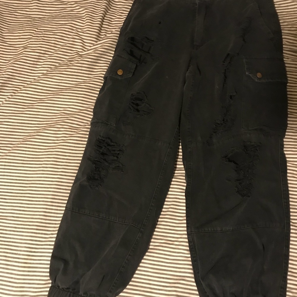 Ripped joggers